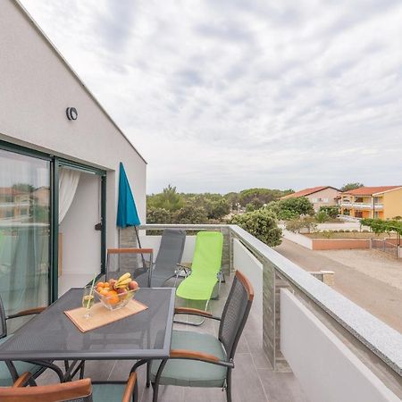 Windrose Apartments Vir Extérieur photo